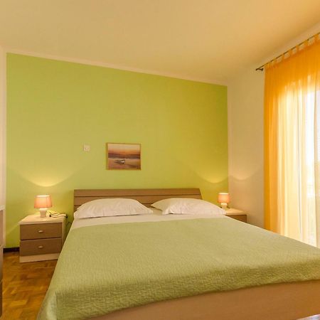 Apartments Grgo Vodice Eksteriør bilde