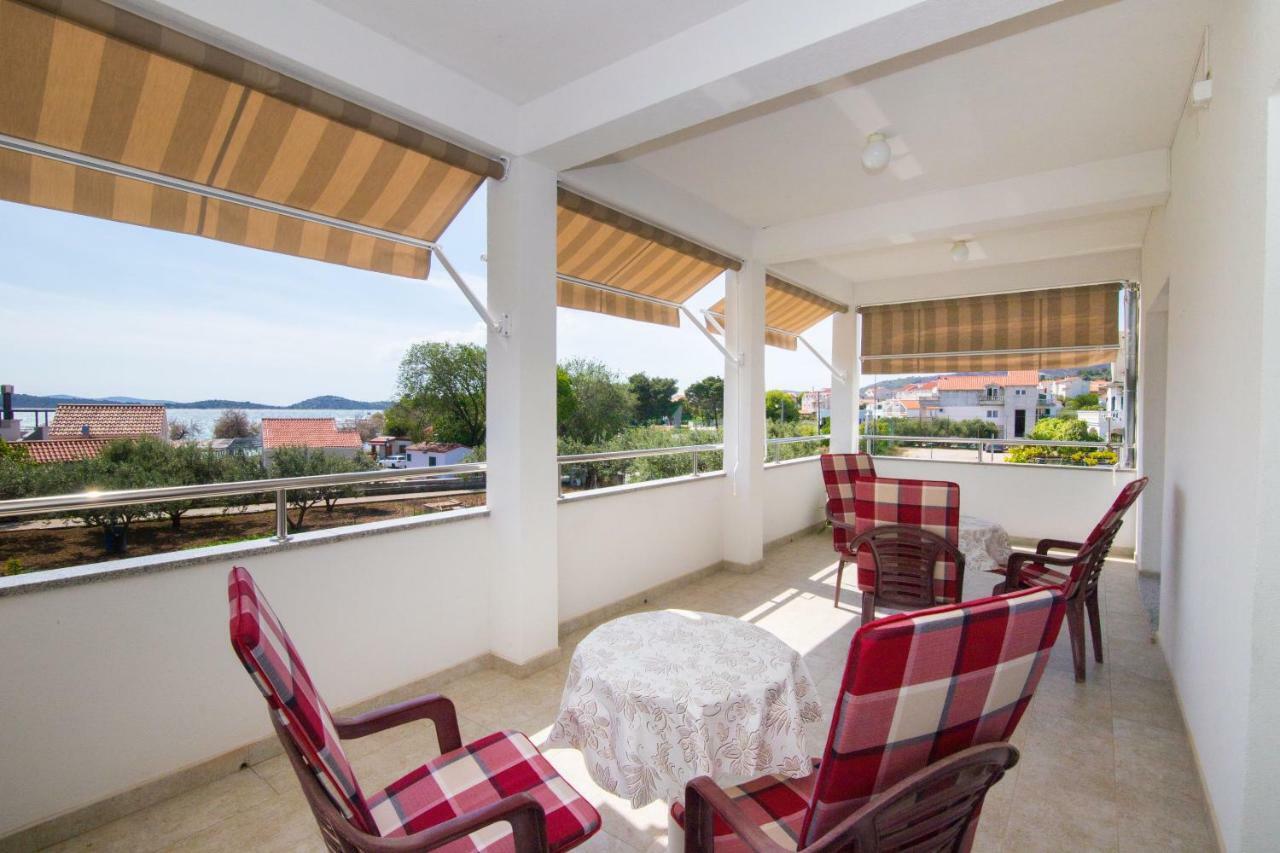 Apartments Grgo Vodice Eksteriør bilde