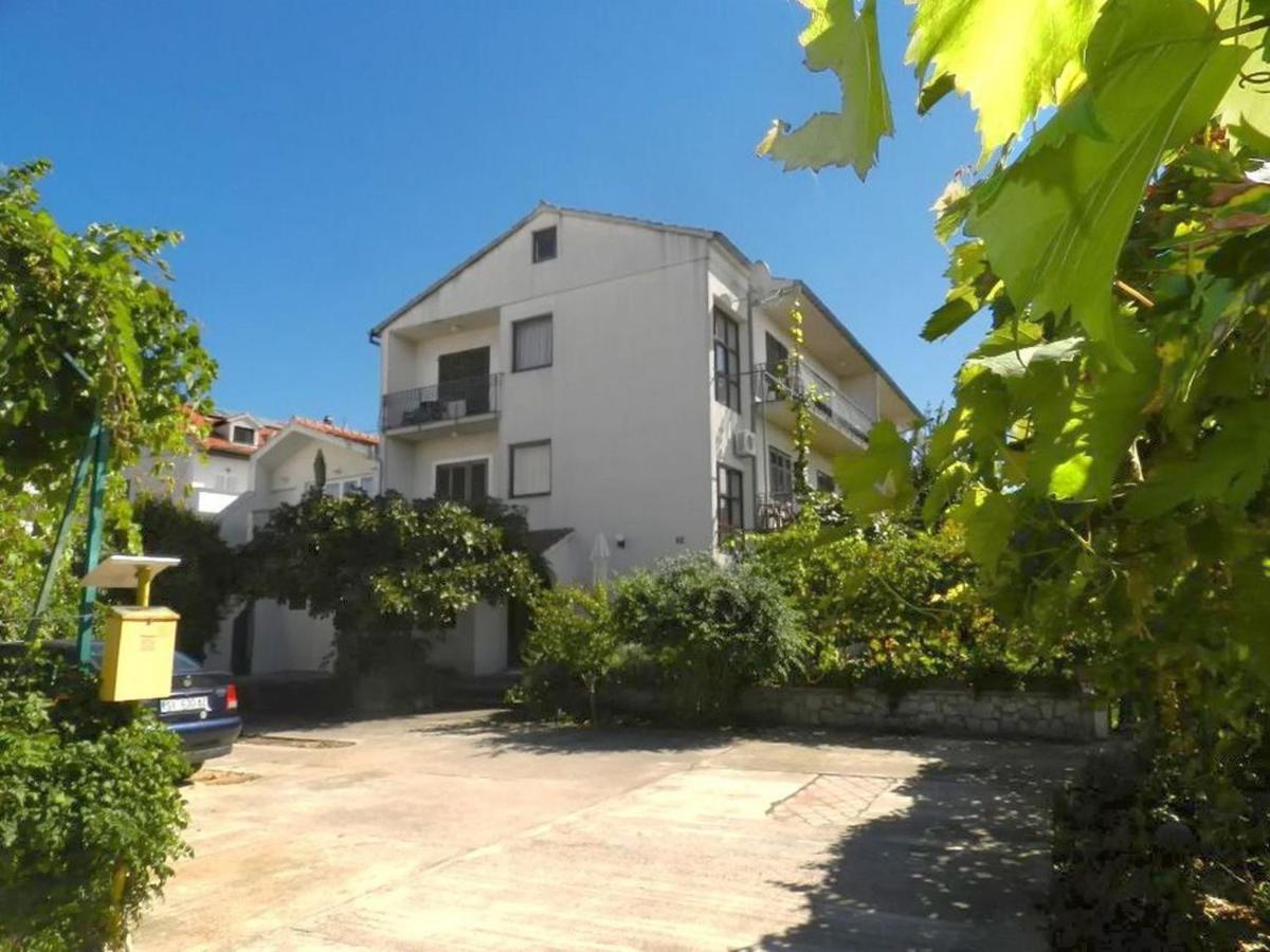 Apartments Grgo Vodice Eksteriør bilde