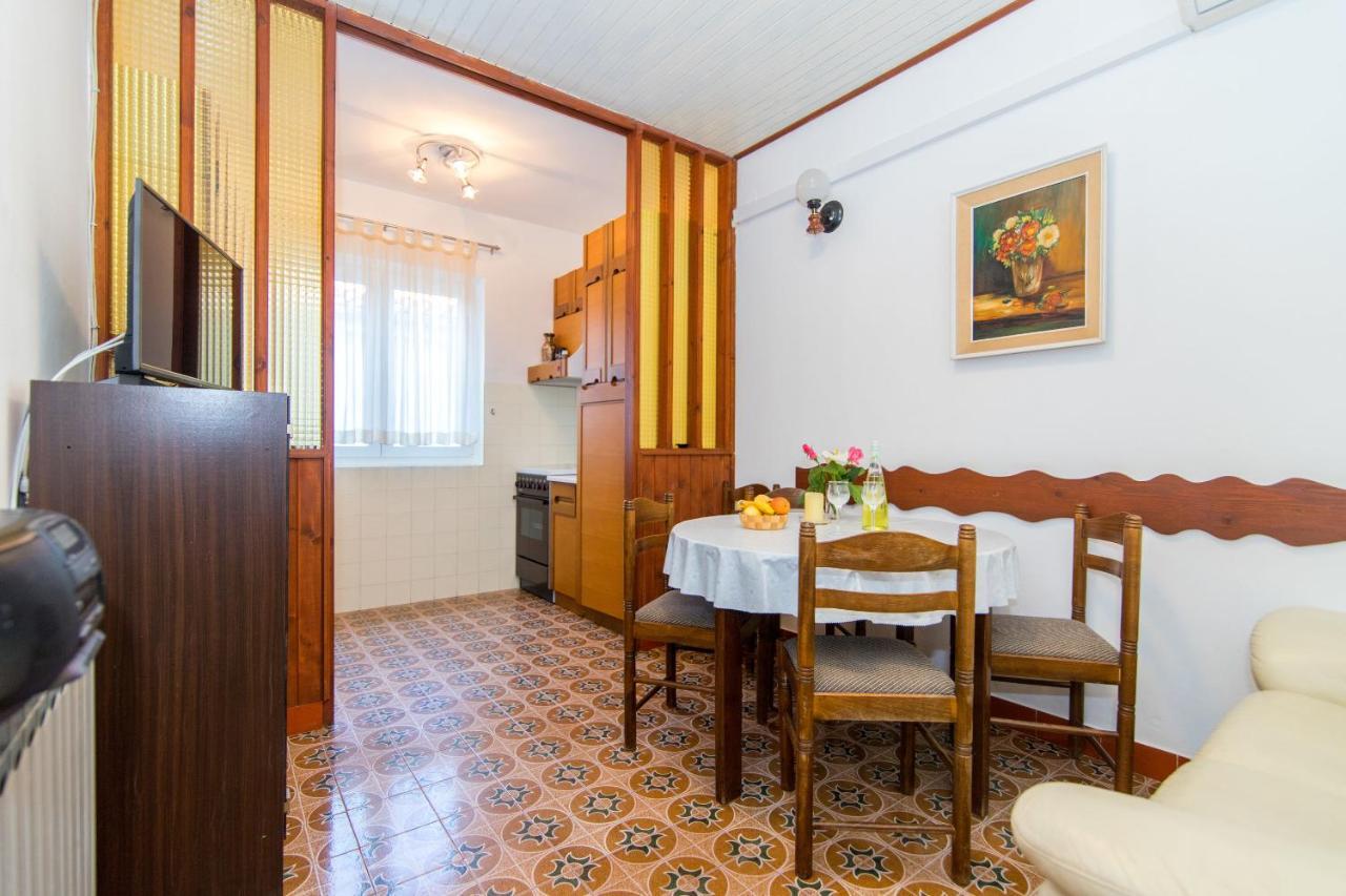 Apartments Grgo Vodice Eksteriør bilde